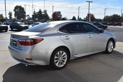 2014 Lexus ES 300h Base
