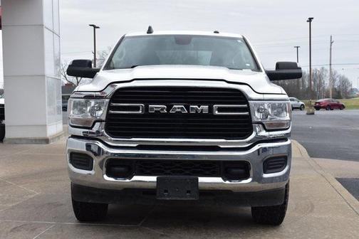 2020 RAM 3500 Big Horn Crew Cab 4x4 8' Box