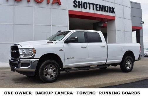 2020 RAM 3500 Big Horn Crew Cab 4x4 8' Box