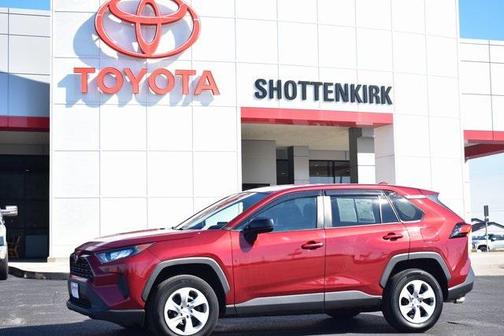 2022 Toyota RAV4 LE