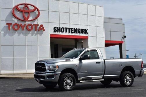 2021 RAM 3500 Tradesman Regular Cab 4x4 8' Box