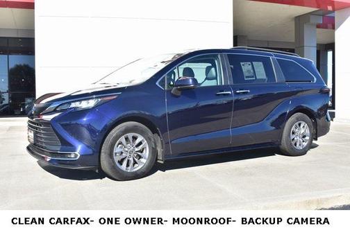 2023 Toyota Sienna XLE