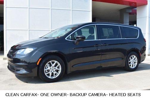 2023 Chrysler Voyager LX
