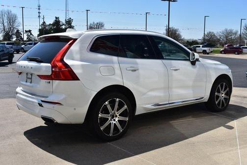 2021 Volvo XC60 T6 Inscription