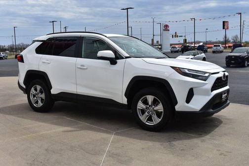 2023 Toyota RAV4 XLE
