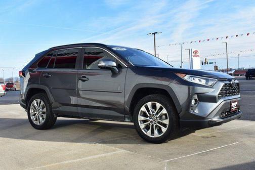 2020 Toyota RAV4 XLE Premium
