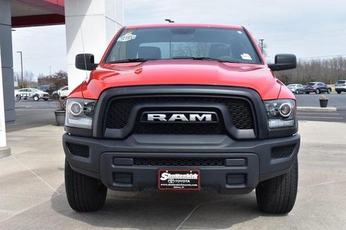 2024 RAM 1500 Classic Warlock Crew Cab 4x4 5'7' Box