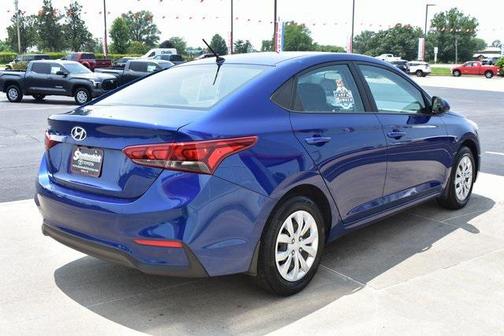 2022 Hyundai Accent SE