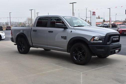 2024 RAM 1500 Classic Warlock Crew Cab 4x4 5'7' Box