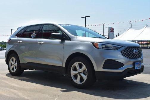 2023 Ford Edge SE