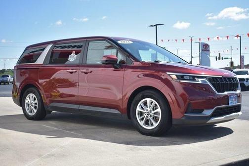 2024 Kia Carnival LX