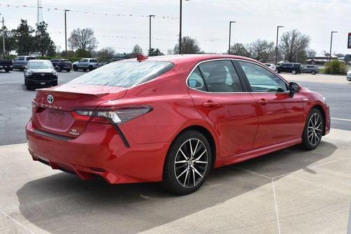 2021 Toyota Camry SE