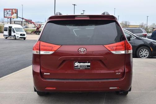 2013 Toyota Sienna XLE