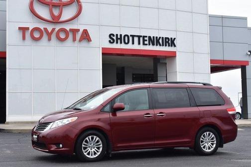 2013 Toyota Sienna XLE