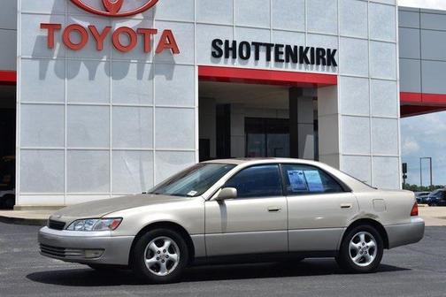 1998 Lexus ES 300 Base