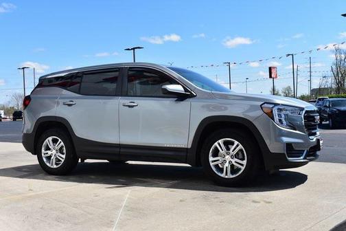 2024 GMC Terrain SLE