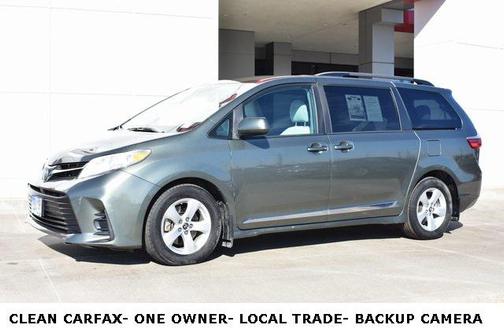 2020 Toyota Sienna LE