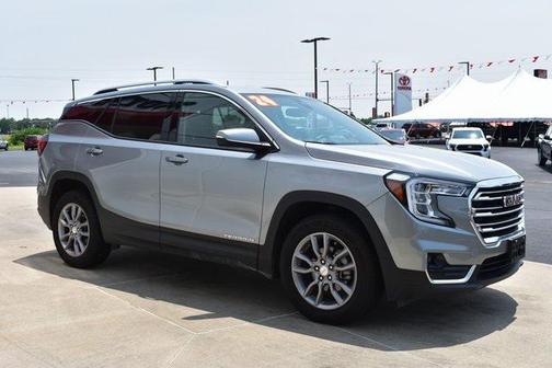2024 GMC Terrain SLT