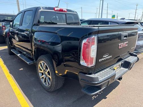 Onyx Black 2020 GMC Canyon 4WD Denali