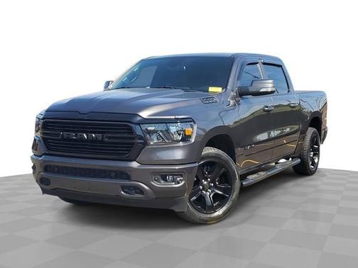 Granite Crystal Metallic Clearcoat 2020 RAM 1500 Big Horn Crew Cab 4x4 5'7 Box
