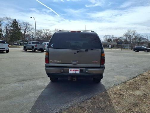 2005 GMC Yukon XL 1500 Denali