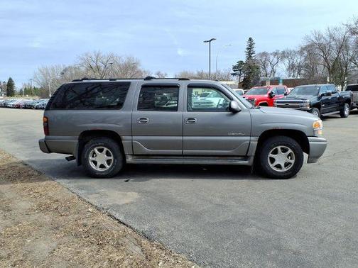 2005 GMC Yukon XL 1500 Denali