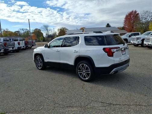 2021 GMC Acadia SLT