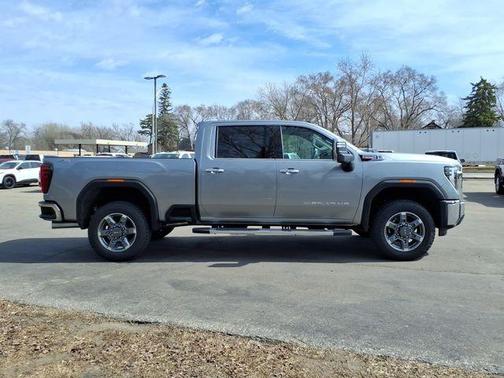 2026 GMC Sierra 3500 SLT