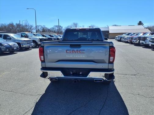 2025 GMC Sierra 1500 SLE