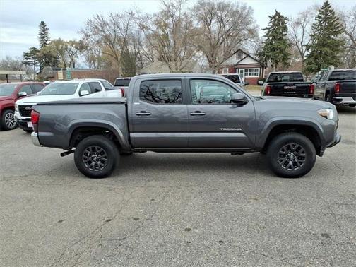2021 Toyota Tacoma 