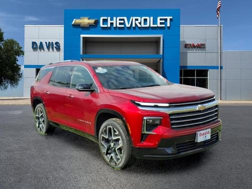 Radiant Red Tintcoat 2026 Chevrolet Traverse High Country