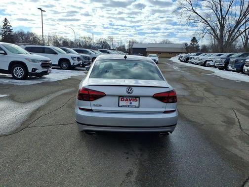 2018 Volkswagen Passat 3.6L V6 GT