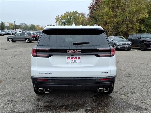 2026 GMC Acadia AT4