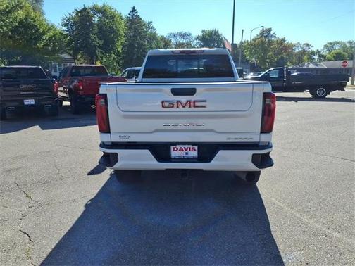 2025 GMC Sierra 3500 Denali
