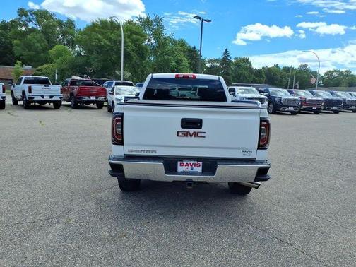 Summit White 2018 GMC Sierra 1500 SLT