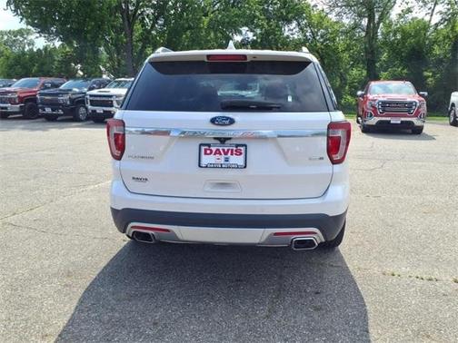 2017 Ford Explorer Platinum