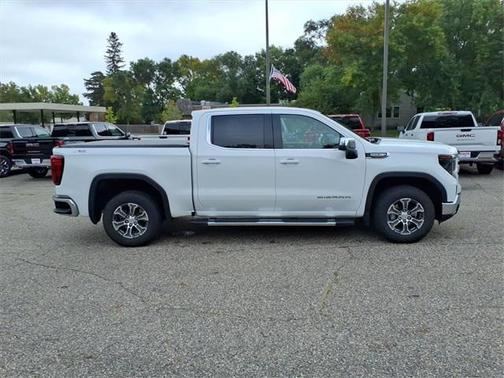2024 GMC Sierra 1500 SLE