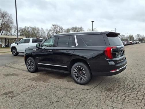 2025 GMC Yukon Elevation