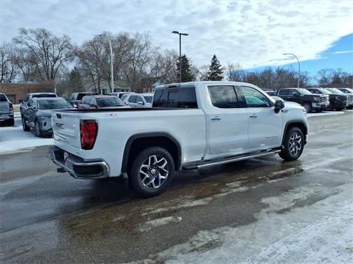 2022 GMC Sierra 1500 SLT