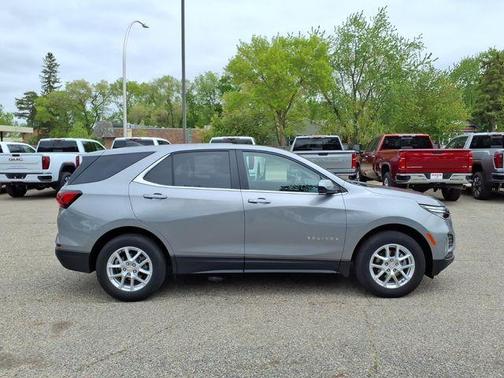 Sterling Gray Metallic 2024 Chevrolet Equinox LT