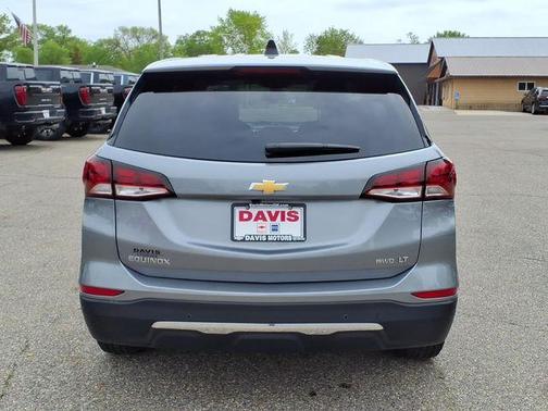 Sterling Gray Metallic 2024 Chevrolet Equinox LT