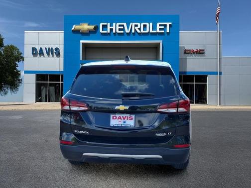 Mosaic Black Metallic 2023 Chevrolet Equinox LT