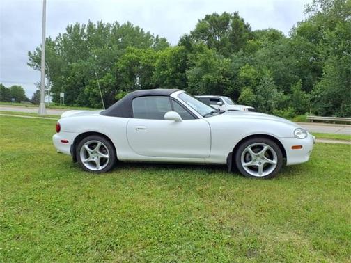 2003 Mazda MX-5 Miata