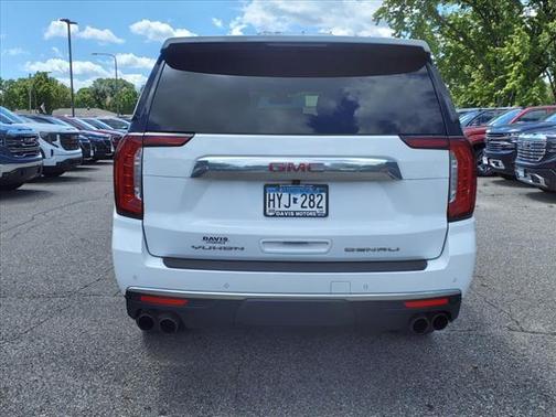 2022 GMC Yukon XL Denali