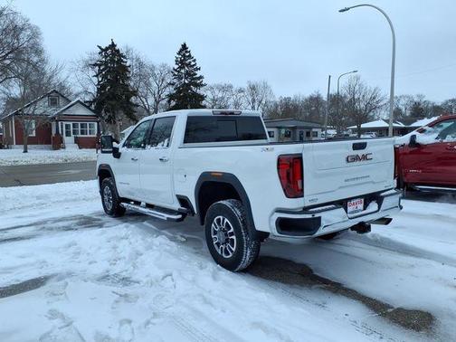 2023 GMC Sierra 3500 SLT