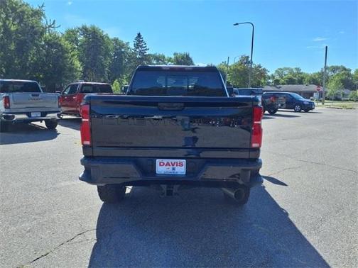 2025 Chevrolet Silverado 3500 LT