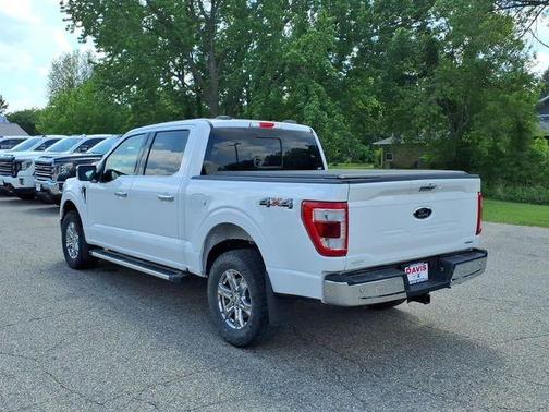 Oxford White 2022 Ford F-150 Lariat