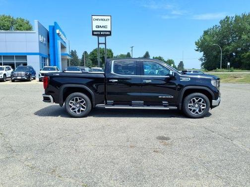 Onyx Black 2026 GMC Sierra 1500 SLT