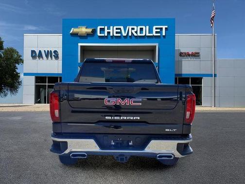 Onyx Black 2026 GMC Sierra 1500 SLT