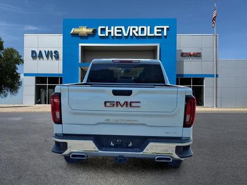 Glacier White 2026 GMC Sierra 1500 SLT